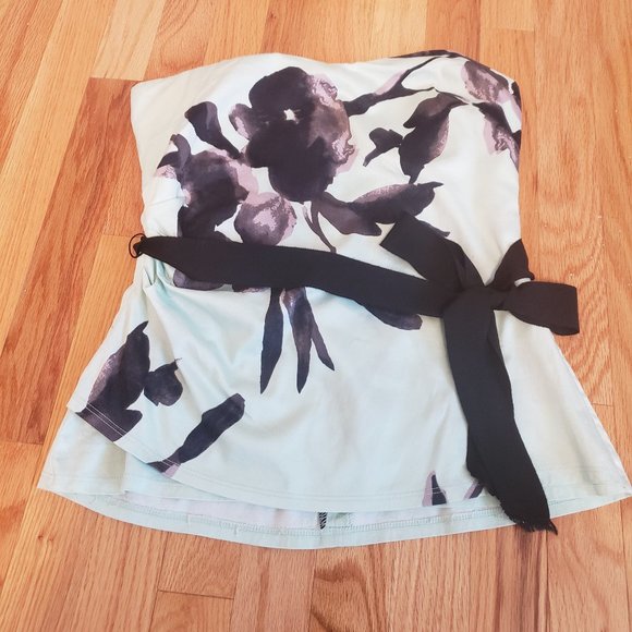 Le Chateau Strapless Top - Picture 1 of 4